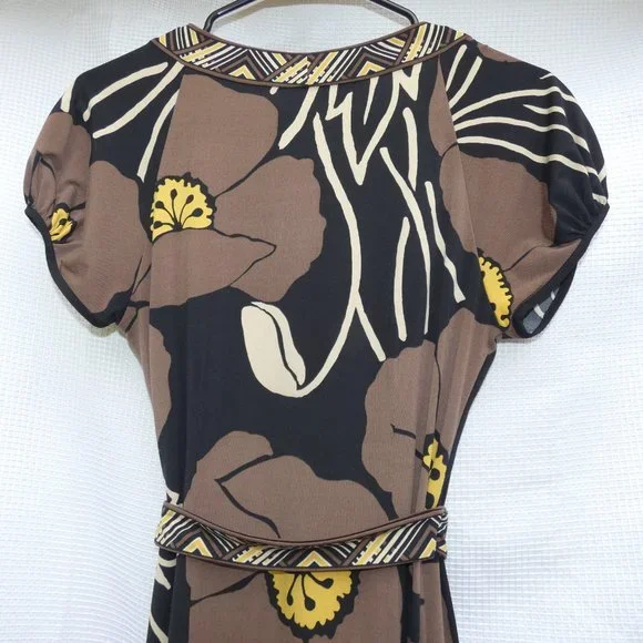 BCBG MaxAzria Tropical Print V Neck Sheath Dress, Size S - Picture 7 of 10